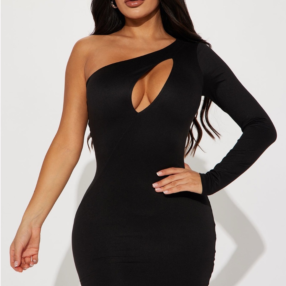 Black Asymmetrical One-Shoulder Bodycon Dress